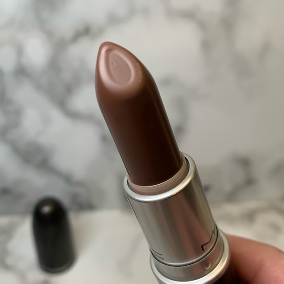 LNWOB STONE Matte Lipstick MAC - Picture 4 of 13
